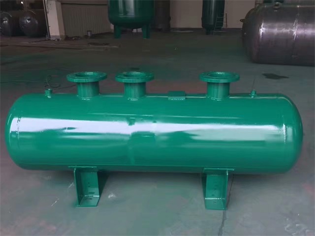 1679991473376569.jpeg 铁西铁西铁西蒸汽分气缸1.jpeg